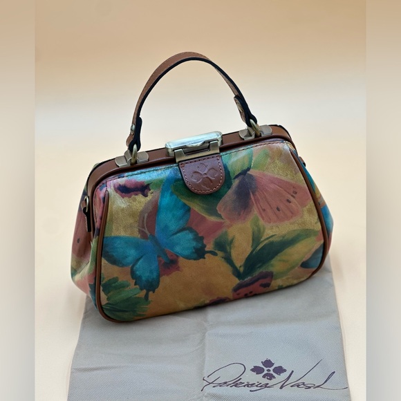 Meet your Posher, Karen - Picture 17 of 17